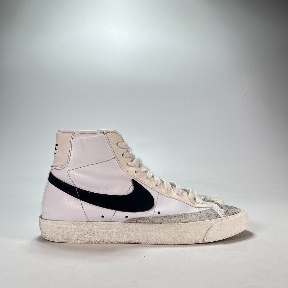 Nike Blazer Mid '77 Vintage White Black Casual Sneakers CZ1055-100 Womens Size 8